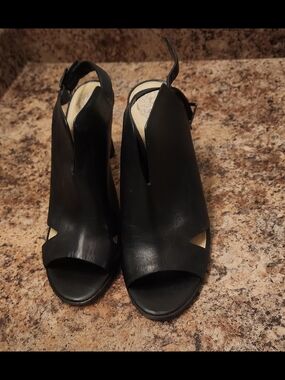 Vince Camuto Norral Black Leather Peep Toe Slingback Heels Size 9 1/2